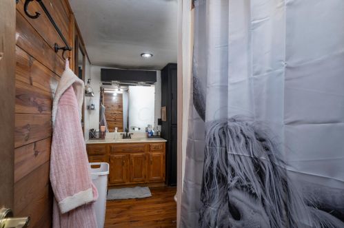 737 Leesburg Ave, Washington Ch OH  43160-1251 exterior