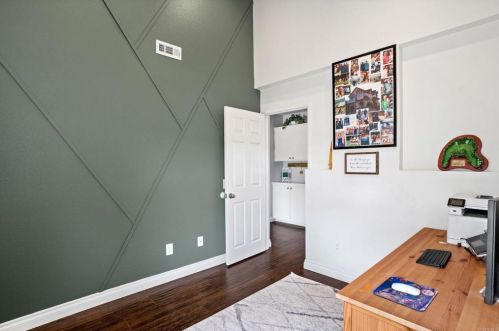 1818 Blackhawk Ave, Oceanside CA  92056-2908 exterior