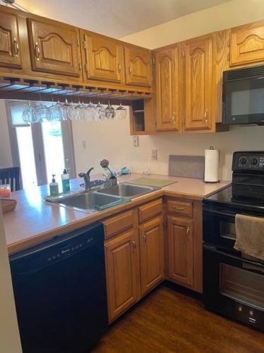 2310 Chickasaw Dr, London OH  43140-9014 exterior