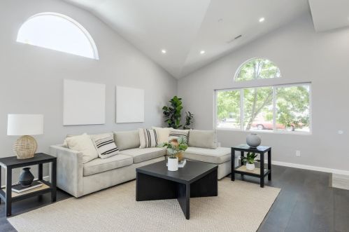 554 Worley Ave, Sunnyvale CA  94085-3737 exterior