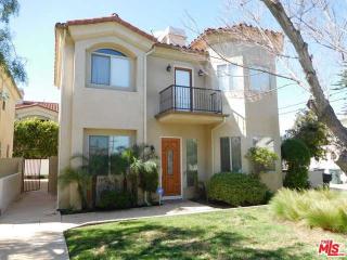 2409 Cabrillo Ave, Torrance, CA 90501-4622