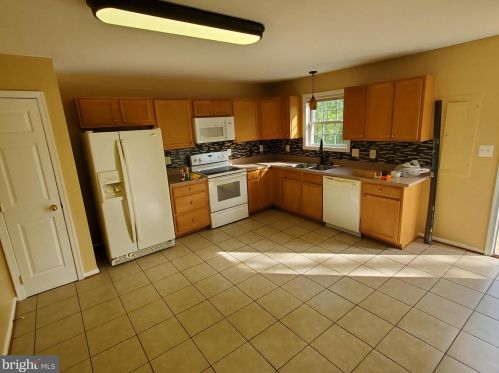 200 Kadies Ln, Edinburg VA  22824-9608 exterior