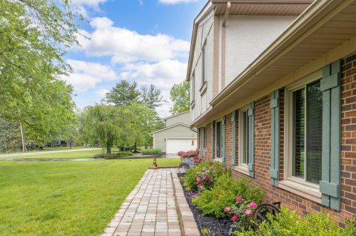 5352 Sandpiper Dr, Orient OH  43146-9228 exterior