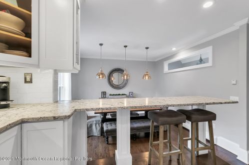 83 Lovett Ave, Little Silver NJ  07739-1420 exterior