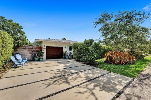 973 14th St, Boca Raton, FL 33486-5427