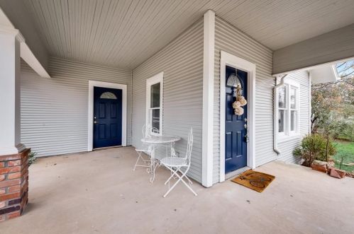 116 Akard St, Weatherford, TX 76086-5303