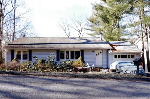 9 Birch Rd, Sloatsburg, NY 10974-1305