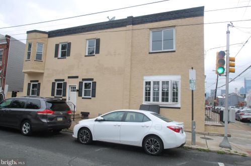 1144 22nd St, Philadelphia, PA 19146-2820
