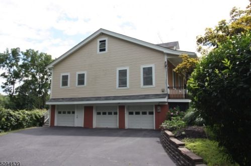 2 Sheba Dr, Wantage NJ  07461-4829 exterior