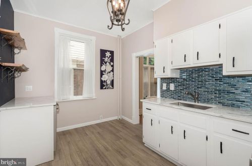 2342 Ellerslie St, Harrisburg PA 17104-2731 exterior