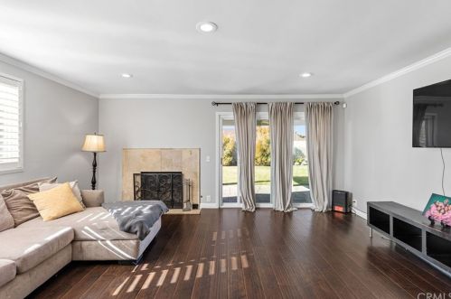 20127 Gunlock Ave, Long Beach CA  90746-2920 exterior