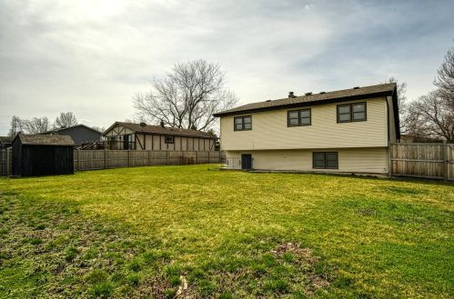 10083 Northcote Ct, Dyer IN  46373-9503 exterior