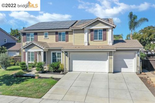 12 Privet Ct, Oakley, CA 94561-1828