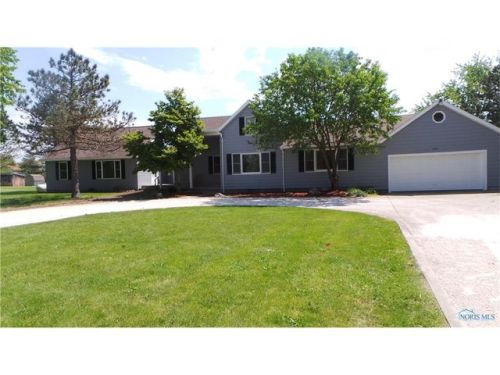 665 Yoder Rd, Curtice, OH 43412-9108