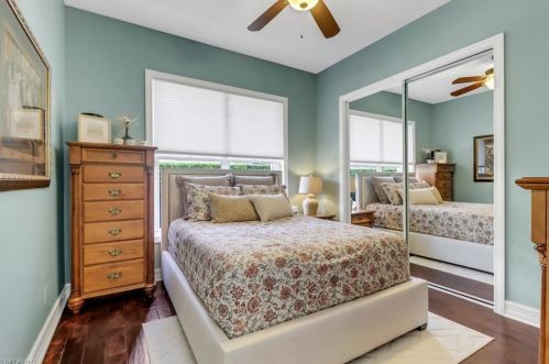 11268 Longshore Way, Naples FL 34119-8824 exterior