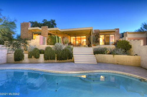 6752 Camino Abbey, Tucson, AZ 85718-2046