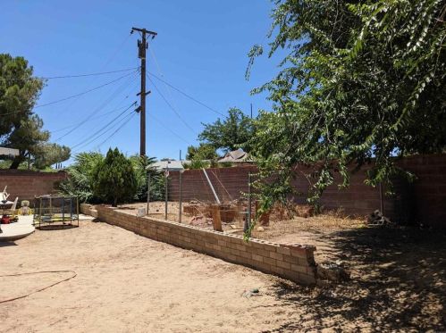 44949 5, Lancaster CA 93535-2051 exterior