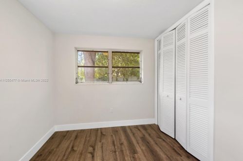 8410 11th St, Hollywood FL  33027-6193 exterior