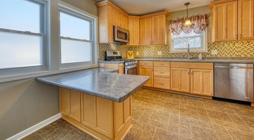 1217 20 St, La Crosse WI  54601-5854 exterior