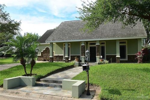 616 Merida St, Weslaco, TX 78599-3859