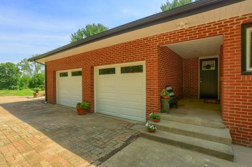 499 Harpers Ferry Rd, Beaver Falls PA  15010-6939 exterior