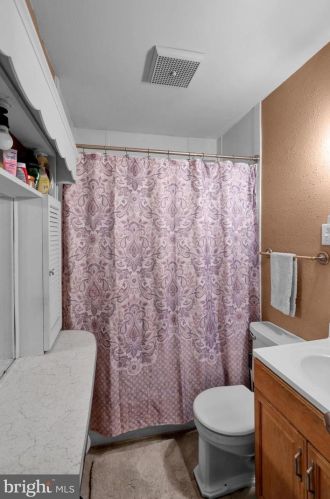 349 Chestnut St, Pottstown PA  19464-5638 exterior