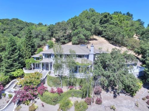 595 Dalewood Dr, Orinda, CA 94563-1220