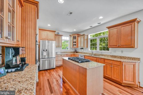 3280 Hedwig Ln, Collegeville PA  19426-1563 exterior