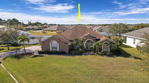 5801 Tree House Ct, Fort Pierce, FL 34986-4187