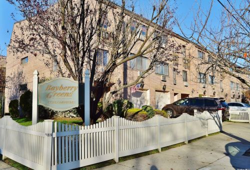 82-05 155th Ave, Jamaica, NY