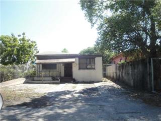 652 116th Ter, Miami, FL 33168-2518