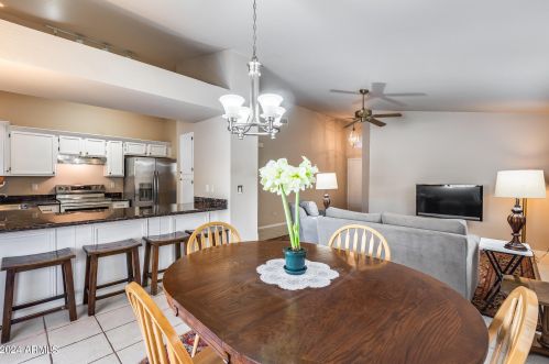 17066 Moccasin Trl, Sun City, AZ 85374-9626