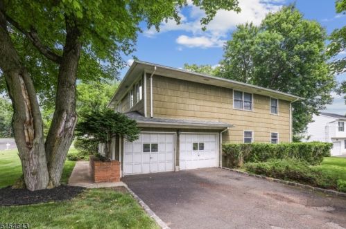 523 Hidden Holw, Scotch Plains NJ  07076-2027 exterior