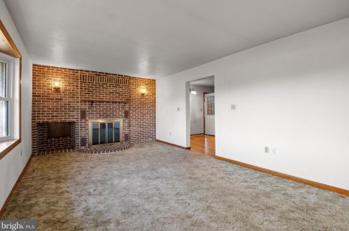 155 Icehouse Hill Rd, Schoeneck, PA 17578-9658