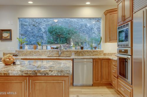 14461 15th Ave, Phoenix AZ  85023-5176 exterior