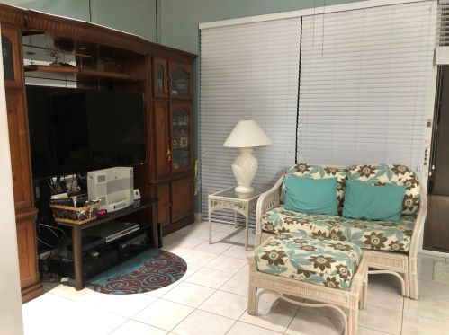 1115 Gator Trl, West Palm Beach FL  33409-2038 exterior