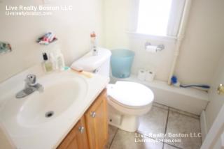 1567 Commonwealth Ave, Boston MA  02135 exterior