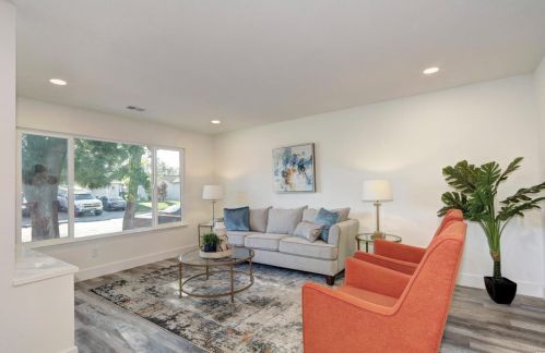 195 Warren Dr, Vacaville CA  95687-6646 exterior