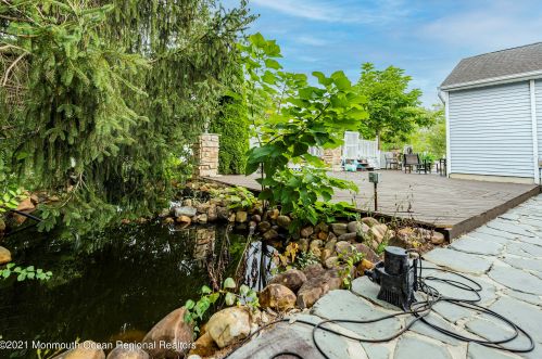 49 Cooks Bridge Rd, Jackson Twp NJ  08527-2523 exterior