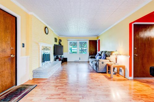 12510 Portland Ave, Thiensville WI  53092-2633 exterior