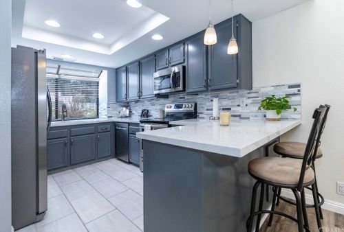 137 Bronze Way, Vista, CA 92083-4431
