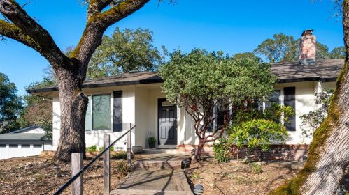 6455 Meadowridge Dr, Santa Rosa, CA 95409-5848
