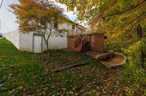 7991 Windsome Ct, Blacklick OH  43004-8104 exterior