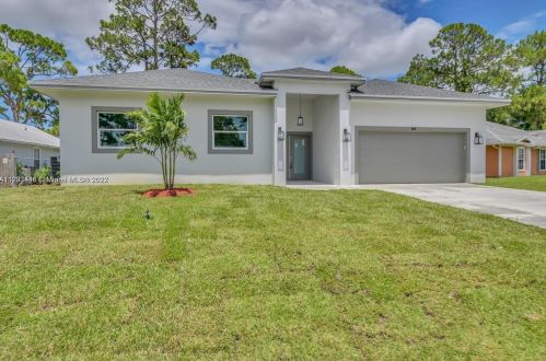 2619 Ace Rd, Fort Pierce, FL 34953-2816