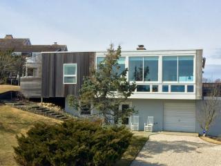 103 Surfside Ave, Hither Plains NY  11954-5354 exterior