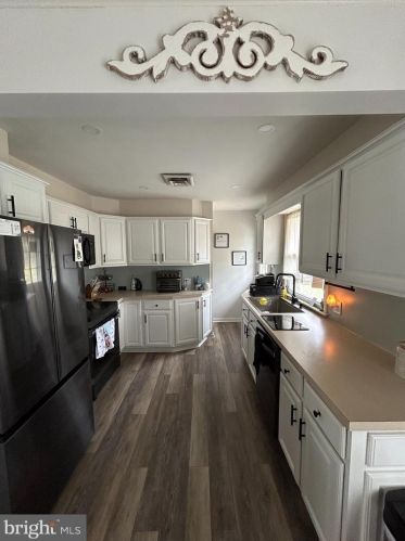 31 Auburn St, Pilesgrove NJ  08098-1201 exterior