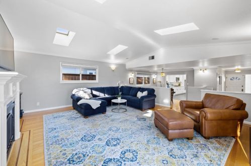 1920 Claremont Dr, San Bruno CA  94066-2716 exterior