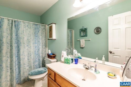 12 Seminole Trl, Bybee VA  22963-3157 exterior