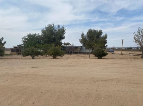 9028 Appleton St, Victorville, CA 92392-1705