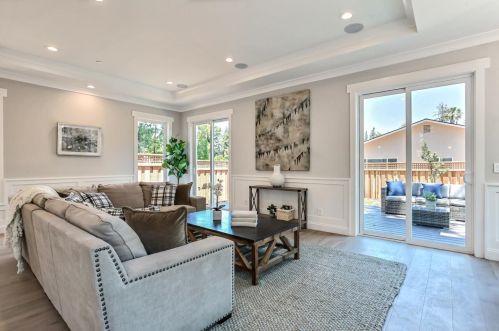 575 Beresford Ave, Redwood City CA  94061-4205 exterior